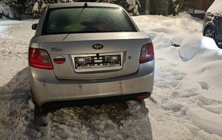 KIA Rio II, 2010 год, 560 000 рублей, 3 фотография