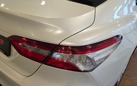 Toyota Camry, 2021 год, 3 100 000 рублей, 8 фотография