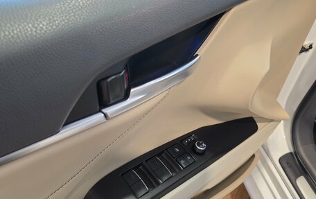 Toyota Camry, 2021 год, 3 100 000 рублей, 11 фотография