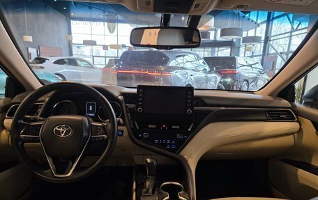 Toyota Camry, 2021 год, 3 100 000 рублей, 24 фотография