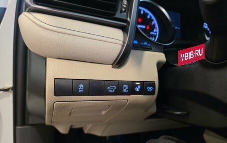 Toyota Camry, 2021 год, 3 100 000 рублей, 19 фотография