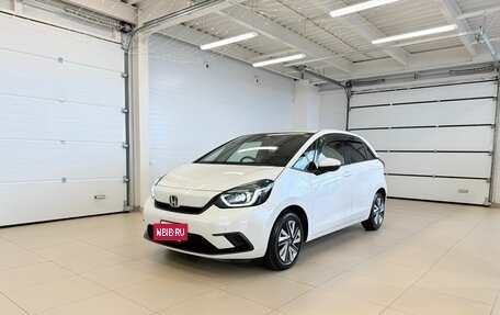 Honda Fit, 2020 год, 1 359 000 рублей, 2 фотография