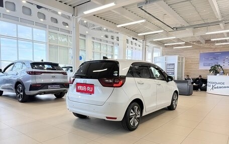 Honda Fit, 2020 год, 1 359 000 рублей, 6 фотография