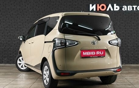 Toyota Sienta II, 2021 год, 1 640 000 рублей, 6 фотография