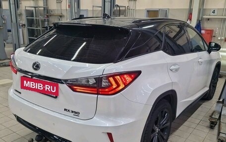 Lexus RX IV рестайлинг, 2018 год, 4 450 000 рублей, 6 фотография