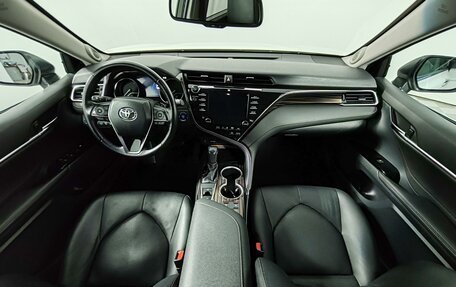 Toyota Camry, 2021 год, 3 479 000 рублей, 14 фотография