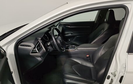 Toyota Camry, 2021 год, 3 479 000 рублей, 16 фотография