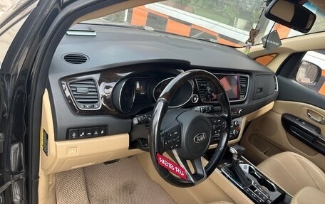 KIA Carnival III, 2019 год, 3 150 000 рублей, 4 фотография