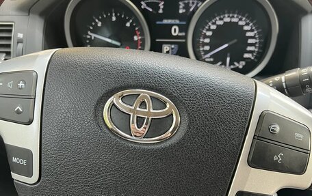 Toyota Land Cruiser 200, 2015 год, 4 300 000 рублей, 14 фотография