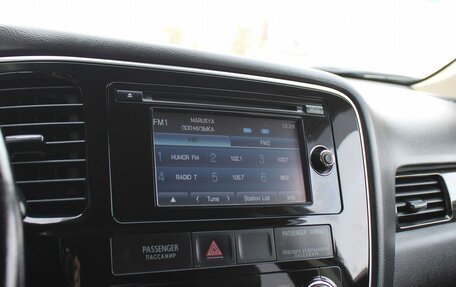 Mitsubishi Outlander III рестайлинг 3, 2016 год, 1 839 000 рублей, 17 фотография