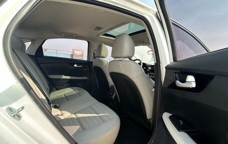 KIA K3, 2022 год, 1 720 000 рублей, 26 фотография