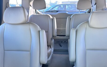 KIA Carnival III, 2018 год, 2 490 000 рублей, 23 фотография