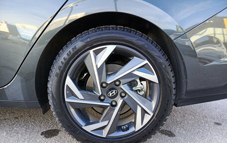 Hyundai Elantra, 2025 год, 2 399 000 рублей, 22 фотография