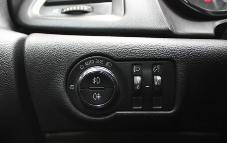 Opel Astra J, 2011 год, 569 000 рублей, 10 фотография