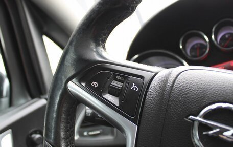 Opel Astra J, 2011 год, 569 000 рублей, 13 фотография