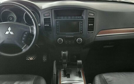 Mitsubishi Pajero IV, 2007 год, 1 090 000 рублей, 12 фотография