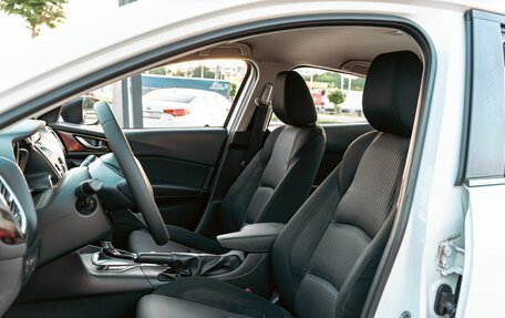 Mazda 3, 2017 год, 1 295 000 рублей, 11 фотография