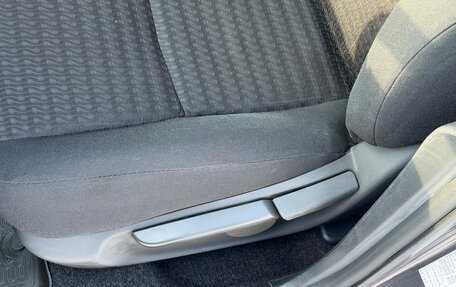 Toyota Corolla, 2010 год, 850 000 рублей, 29 фотография