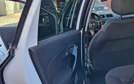 Volkswagen Polo VI (EU Market), 2011 год, 699 000 рублей, 14 фотография