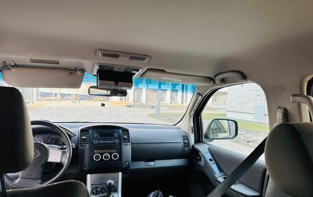 Nissan Pathfinder, 2012 год, 1 499 000 рублей, 10 фотография