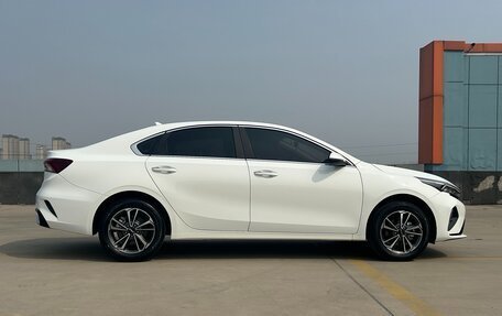 KIA K3, 2022 год, 1 705 000 рублей, 6 фотография