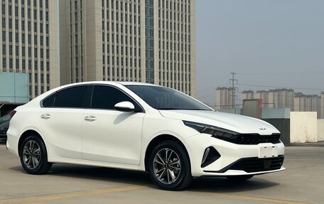 KIA K3, 2022 год, 1 705 000 рублей, 7 фотография