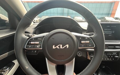 KIA K3, 2022 год, 1 705 000 рублей, 32 фотография