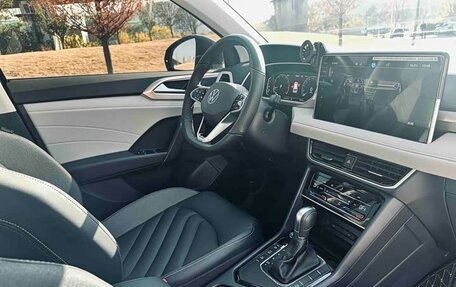 Volkswagen Tharu, 2022 год, 2 096 000 рублей, 14 фотография