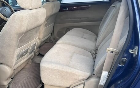 Toyota Ipsum II, 2003 год, 700 000 рублей, 12 фотография