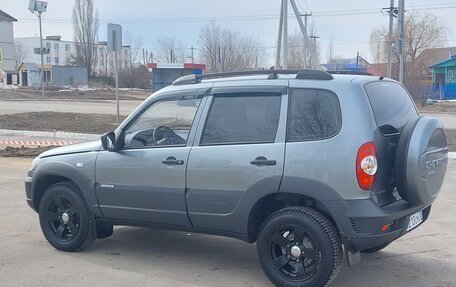 Chevrolet Niva I рестайлинг, 2016 год, 700 000 рублей, 10 фотография
