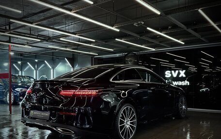 Mercedes-Benz E-Класс, 2021 год, 5 500 000 рублей, 6 фотография