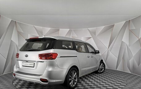 KIA Carnival III, 2018 год, 2 995 000 рублей, 2 фотография