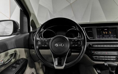KIA Carnival III, 2018 год, 2 995 000 рублей, 20 фотография