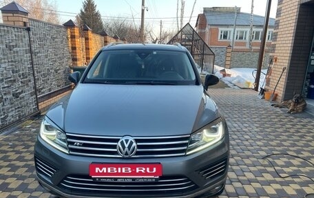 Volkswagen Touareg III, 2017 год, 4 000 000 рублей, 2 фотография