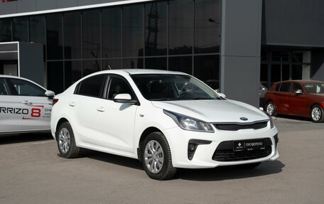 KIA Rio IV, 2018 год, 1 075 000 рублей, 2 фотография