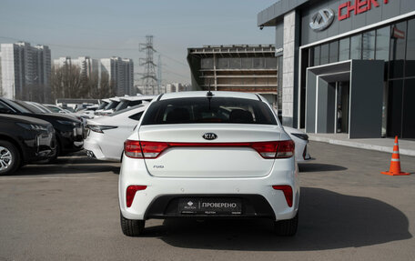 KIA Rio IV, 2018 год, 1 075 000 рублей, 6 фотография