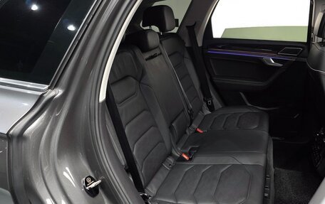 Volkswagen Touran III, 2024 год, 9 870 000 рублей, 13 фотография