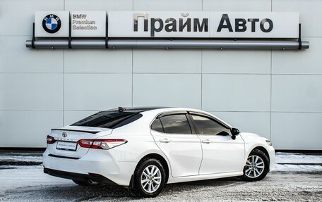 Toyota Camry, 2020 год, 2 600 000 рублей, 2 фотография