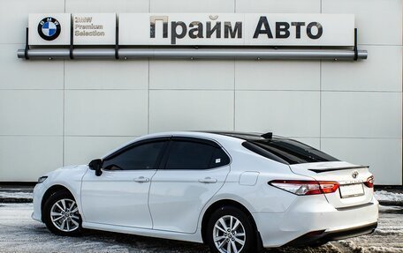 Toyota Camry, 2020 год, 2 600 000 рублей, 16 фотография
