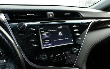 Toyota Camry, 2020 год, 2 600 000 рублей, 20 фотография