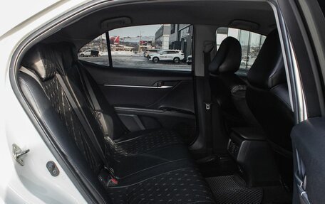 Toyota Camry, 2020 год, 2 600 000 рублей, 13 фотография