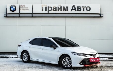 Toyota Camry, 2020 год, 2 600 000 рублей, 15 фотография
