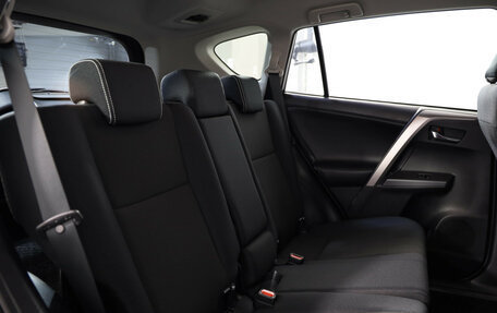 Toyota RAV4, 2018 год, 2 049 000 рублей, 12 фотография