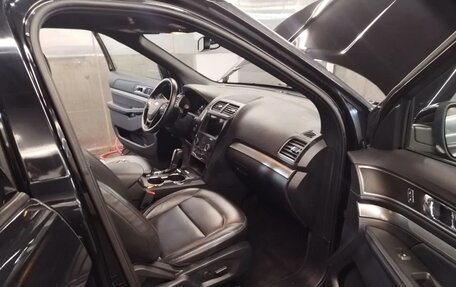 Ford Explorer VI, 2018 год, 3 000 000 рублей, 1 фотография