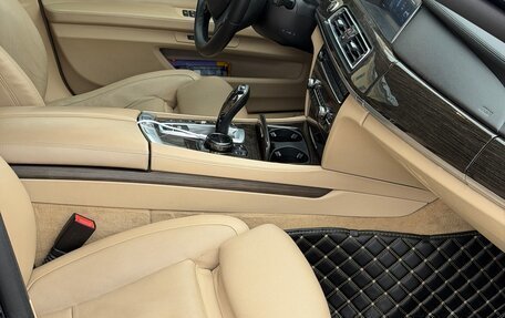 BMW 7 серия, 2014 год, 2 450 000 рублей, 8 фотография