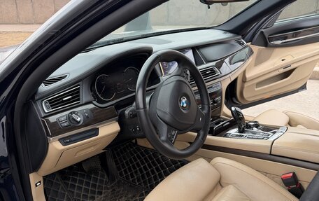 BMW 7 серия, 2014 год, 2 450 000 рублей, 15 фотография