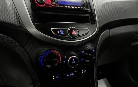 Hyundai Solaris II рестайлинг, 2016 год, 1 070 000 рублей, 17 фотография