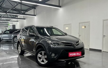 Toyota RAV4, 2014 год, 1 710 000 рублей, 5 фотография