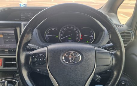 Toyota Esquire I, 2015 год, 1 730 000 рублей, 4 фотография