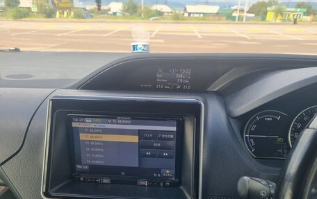 Toyota Esquire I, 2015 год, 1 730 000 рублей, 3 фотография